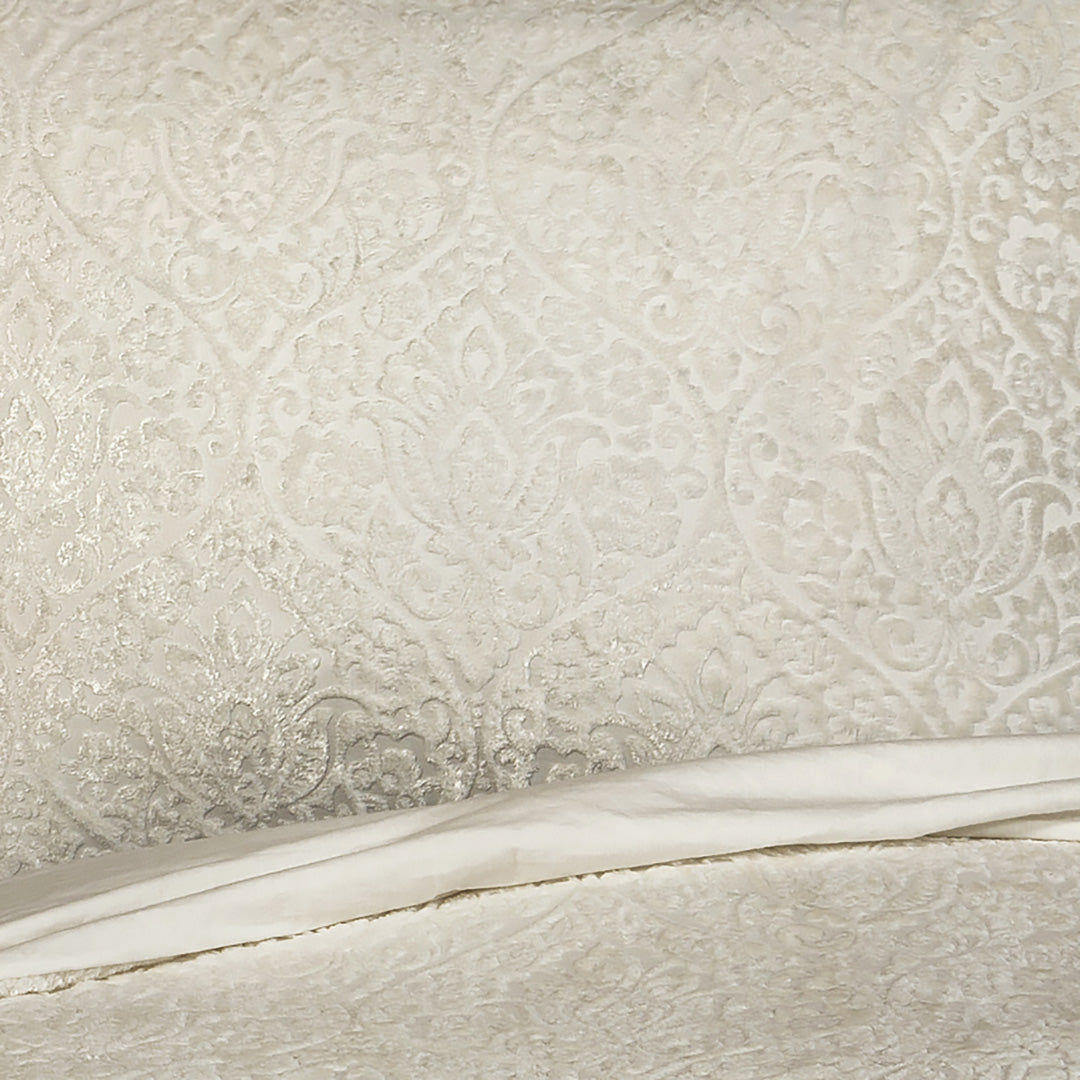 Damask Velvet Tablecloth - Ivory